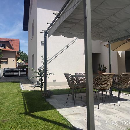 Lumani Apartment Zagreb With Free Parking Ngoại thất bức ảnh