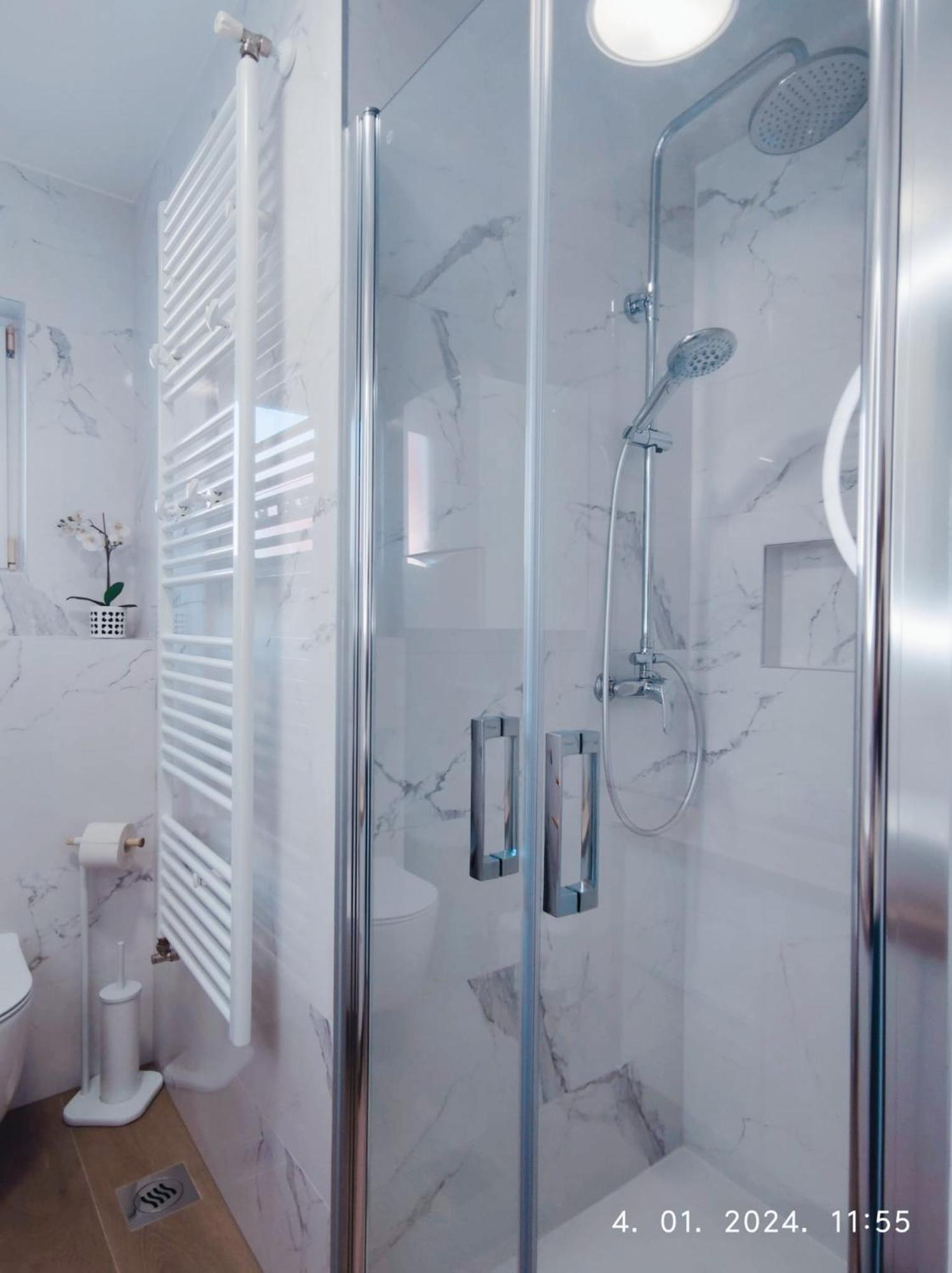 Lumani Apartment Zagreb With Free Parking Ngoại thất bức ảnh