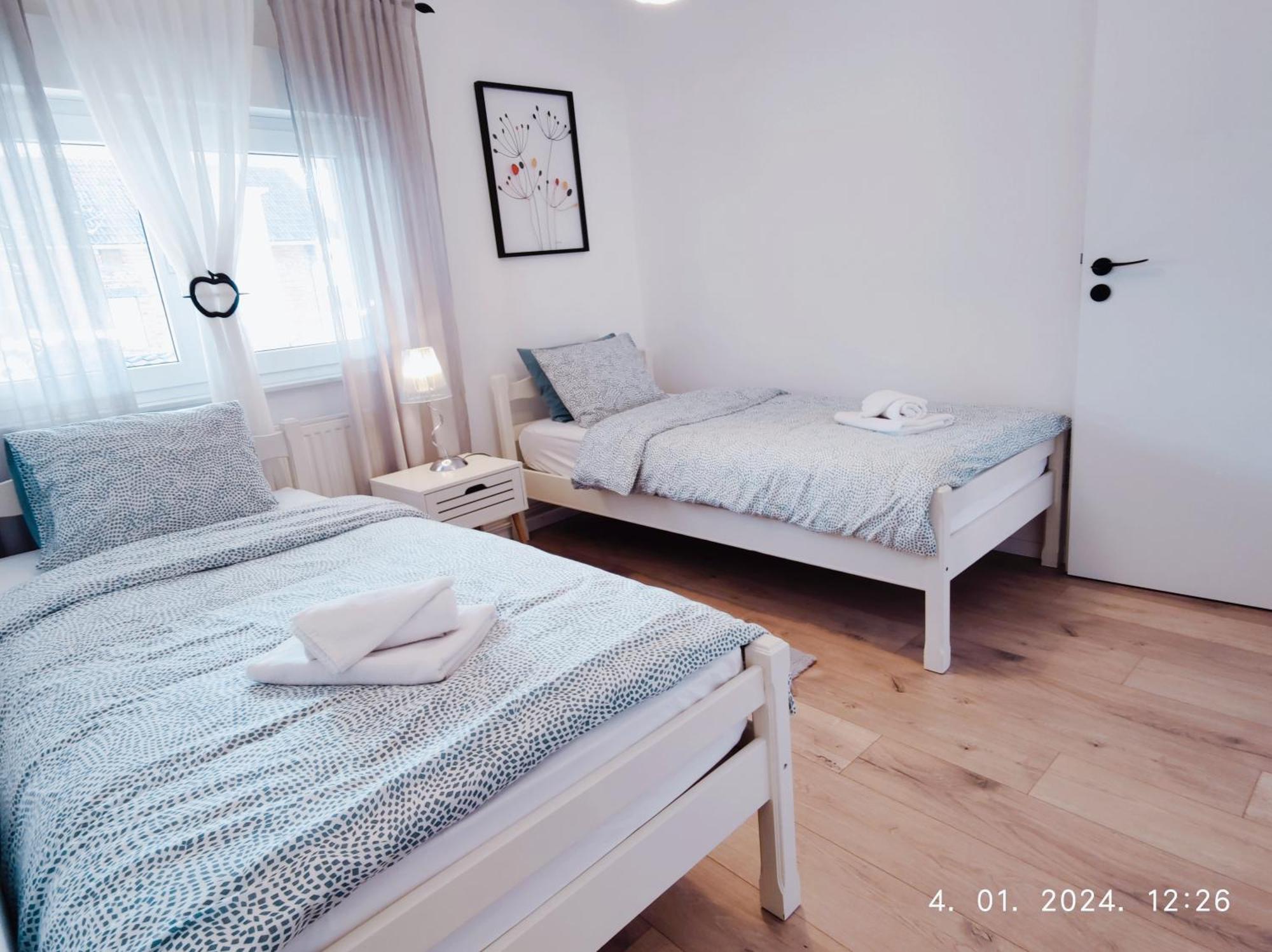 Lumani Apartment Zagreb With Free Parking Ngoại thất bức ảnh