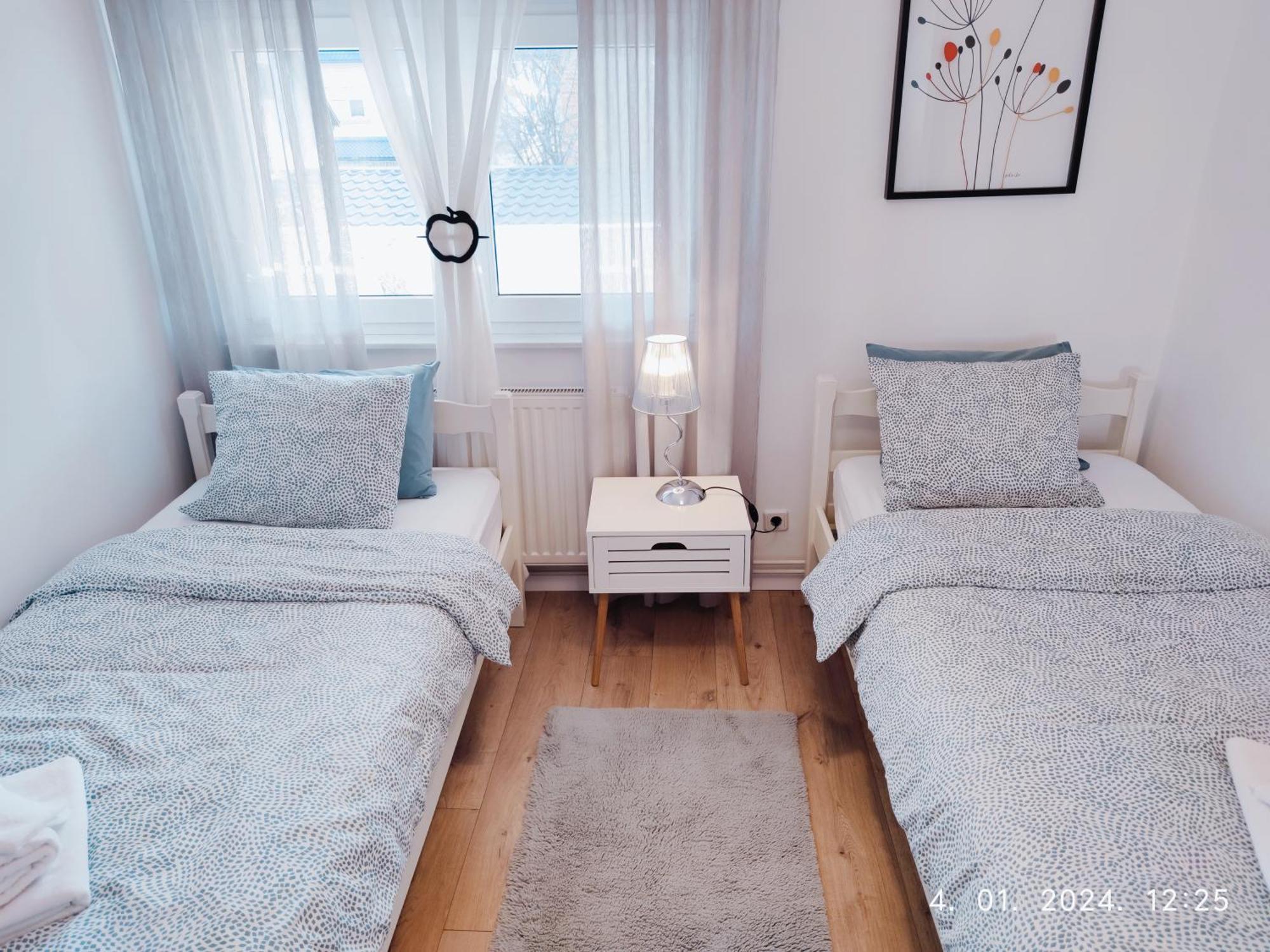 Lumani Apartment Zagreb With Free Parking Ngoại thất bức ảnh