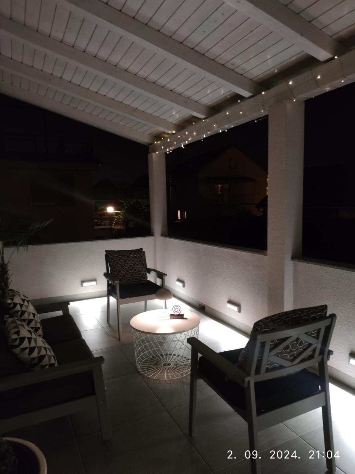 Lumani Apartment Zagreb With Free Parking Ngoại thất bức ảnh